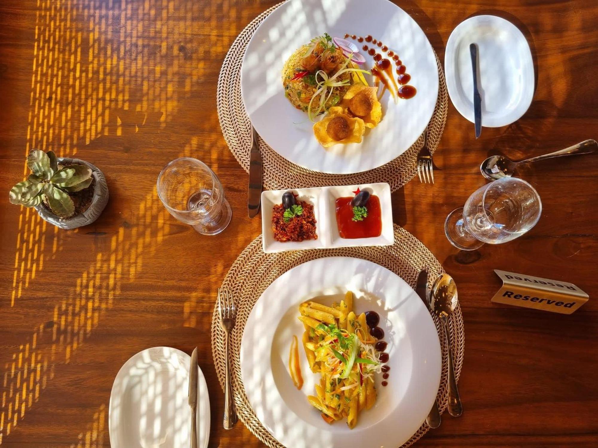 Manthra Leisure Hotel Kandy Buitenkant foto
