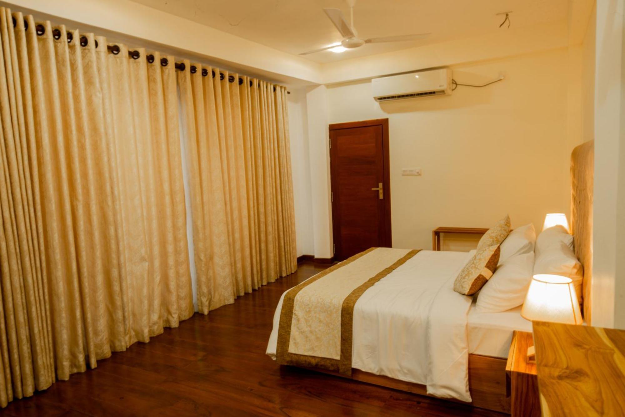 Manthra Leisure Hotel Kandy Buitenkant foto
