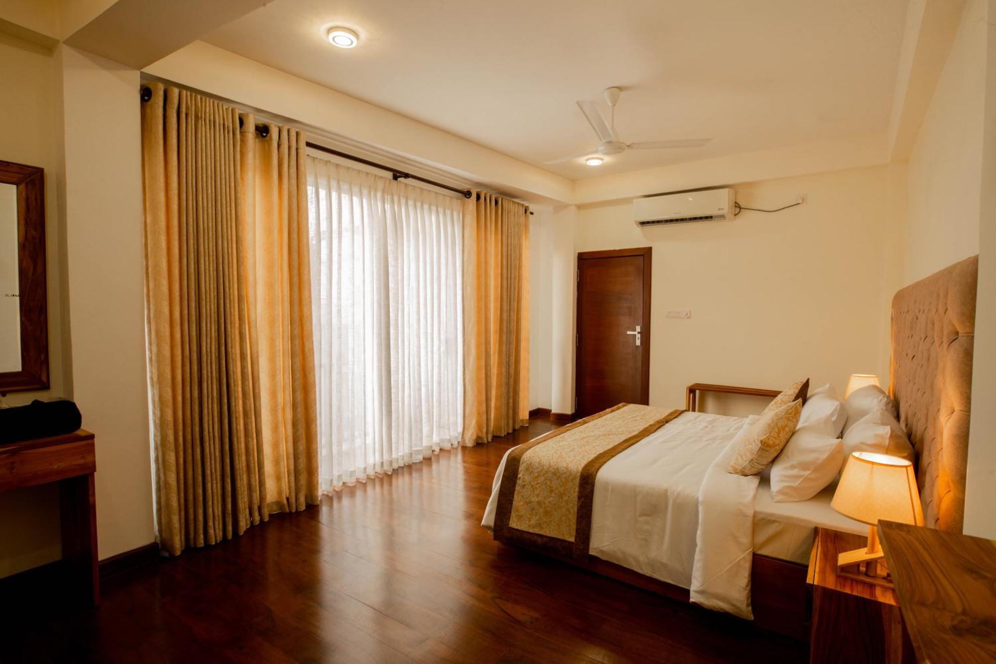 Manthra Leisure Hotel Kandy Buitenkant foto