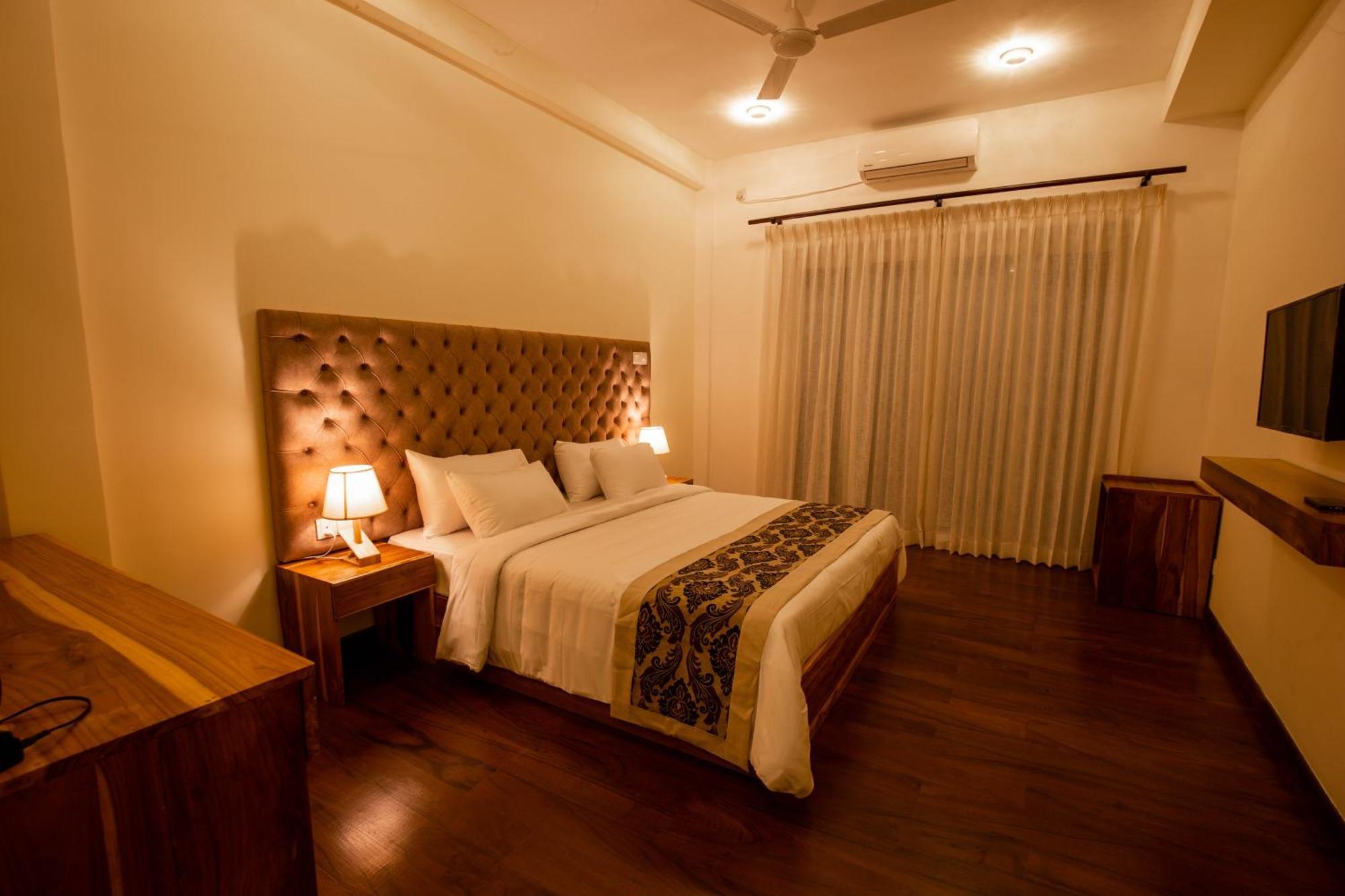 Manthra Leisure Hotel Kandy Buitenkant foto